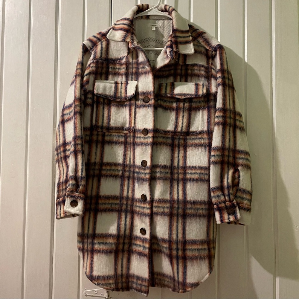MAURICES faux wool shacket-medium NWOT